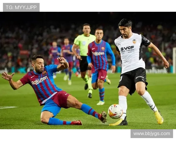 阿斯报:阿诺德恢复期缩短至五周 但难首战迎战巴萨 阿斯报:阿诺德恢复期缩短至五周 但难首战迎战巴萨